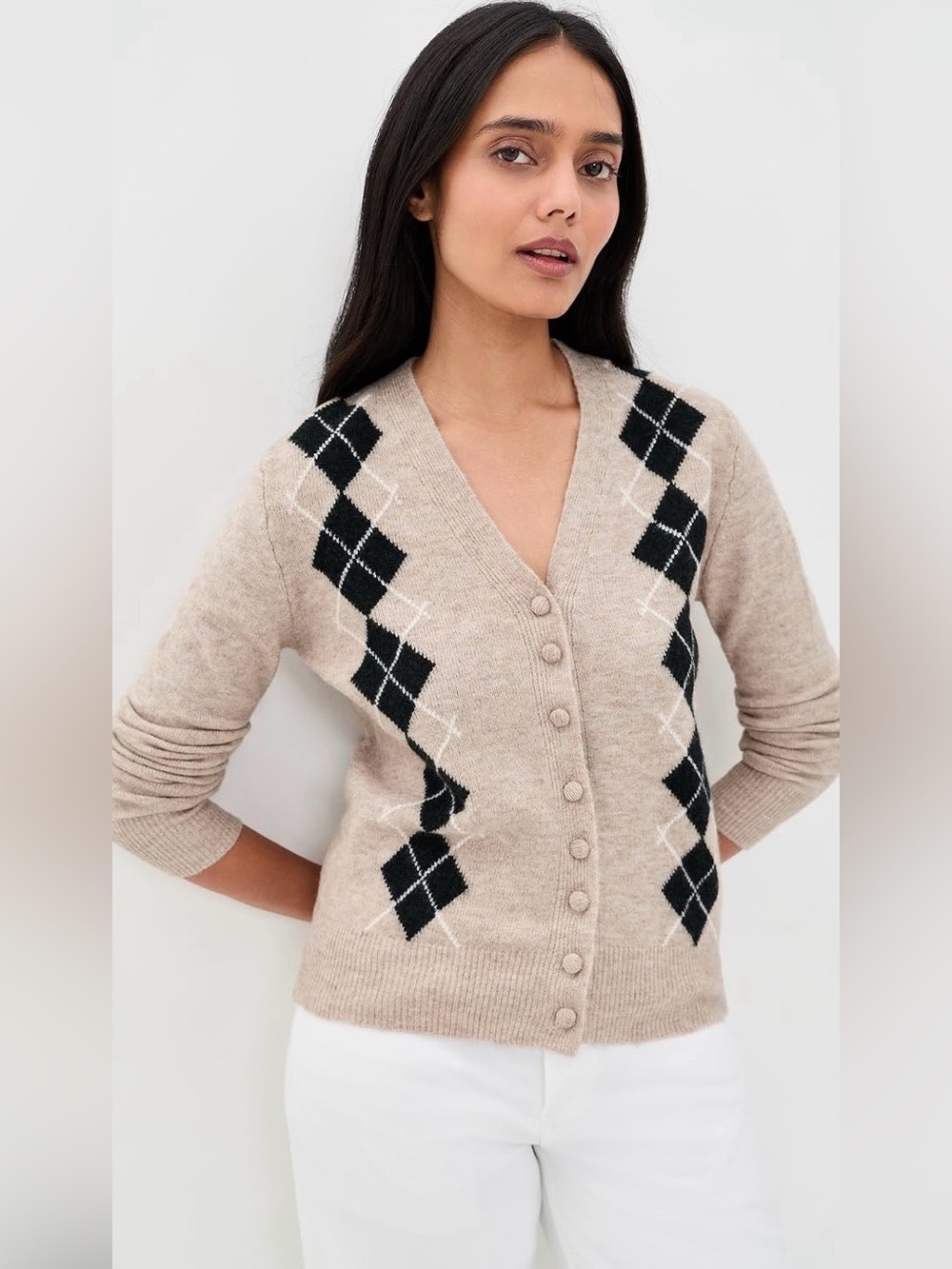 WAYF Argyle V-Neck Button Cardigan Sweater in Oatmeal, size Medium